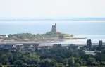 Le fort de la Hougue est une fortification construite après que l'amiral de (…)